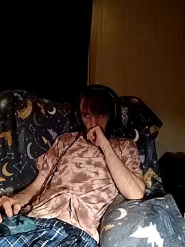 Snapshot of ShadowyTube chatting on March 16, 3:47 am ShadowyTube online show from March 16, 3:47 am