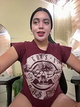 Snapshot of HotstuffCherrySummer chatting on October 20, 10:27 am HotstuffCherrySummer online show from October 20, 10:27 am