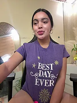 HotstuffCherrySummer online show from March 13, 10:00 am