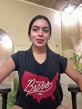 HotstuffCherrySummer online show from March 24, 11:15 am