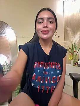 HotstuffCherrySummer online show from May 11, 2:56 pm