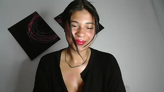 dark enchantress  online show from November 5, 9:48 pm