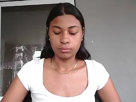 dark enchantress  online show from January 11, 7:19 pm