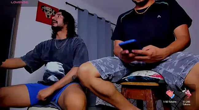 Cloudy pigDude online show from March 17, 4:29 am