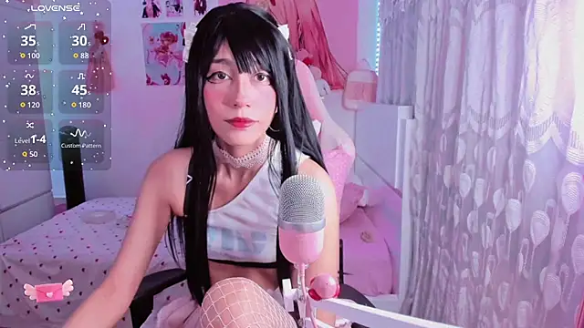 Snapshot of mia_kawaii05 chatting on July 14, 10:48 pm mia kawaii05 online show from July 14, 10:48 pm