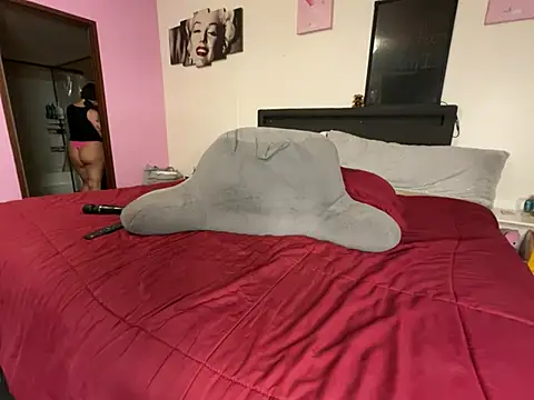 AngelSinz69 online show from December 11, 2:33 pm