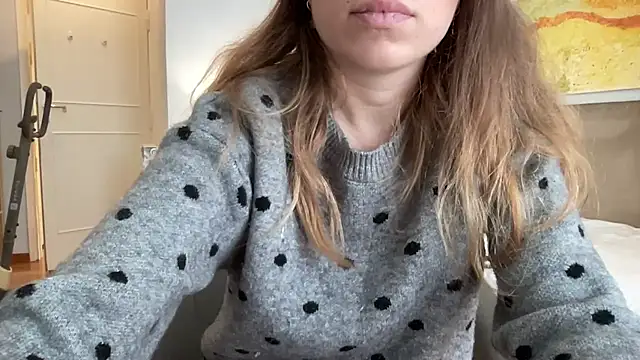 Snapshot of Mollyy998 chatting on October 29, 8:38 am Mollyy998 online show from October 29, 8:38 am