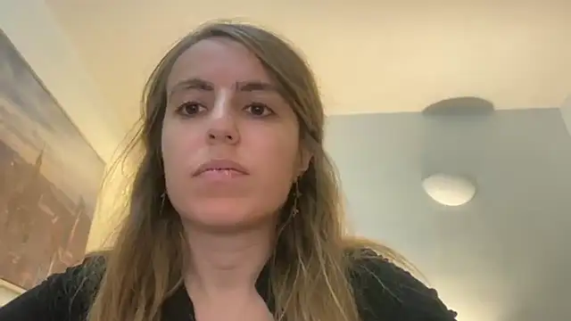 Snapshot of Mollyy998 chatting on November 4, 6:40 pm Mollyy998 online show from November 4, 6:40 pm