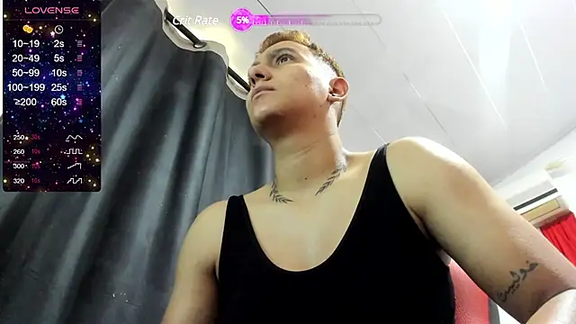 Snapshot of julya_smith69 chatting on January 15, 4:43 pm julya smith69 online show from January 15, 4:43 pm