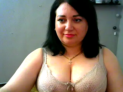 Snapshot of AmanaGi chatting on January 10, 12:47 pm AmanaGi online show from January 10, 12:47 pm