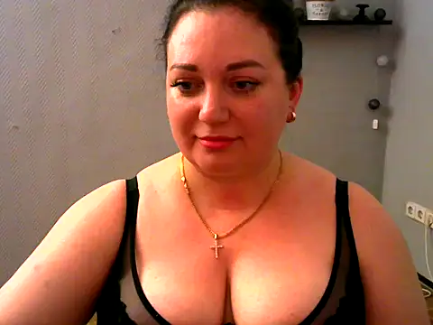 Snapshot of AmanaGi chatting on January 25, 12:47 pm AmanaGi online show from January 25, 12:47 pm