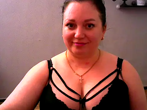 Snapshot of AmanaGi chatting on February 18, 4:48 pm AmanaGi online show from February 18, 4:48 pm
