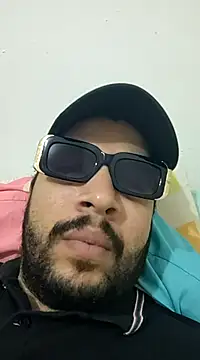 eljefe1119 online show from March 13, 7:28 pm