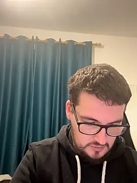 Snapshot of Tattooedman2 chatting on November 22, 8:08 pm Tattooedman2 online show from November 22, 8:08 pm