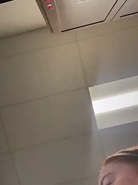 cinnatitties online show from October 3, 7:44 pm