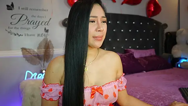 Snapshot of AsianSweetMilf chatting on January 10, 5:26 am AsianSweetMilf online show from January 10, 5:26 am