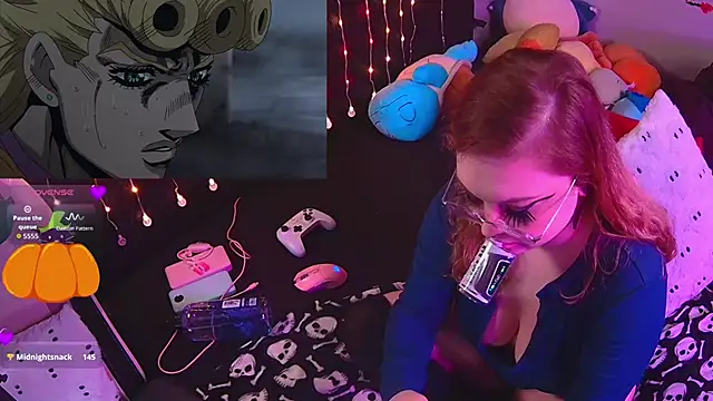 Snapshot of evamila chatting on October 15, 11:21 am evamila online show from October 15, 11:21 am