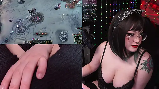 evamila online show from November 22, 2:32 am