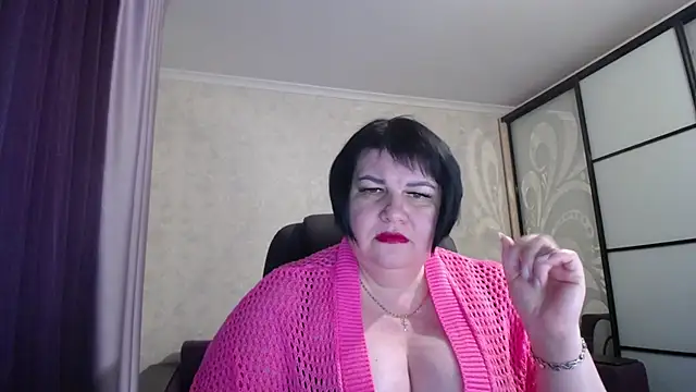 JuicyLady Di online show from February 9, 3:12 pm
