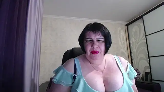 JuicyLady Di online show from February 15, 3:28 pm