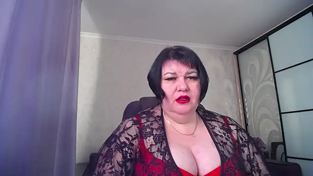 JuicyLady Di online show from February 23, 5:34 am