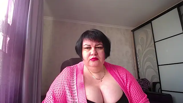 JuicyLady Di online show from April 30, 5:36 am