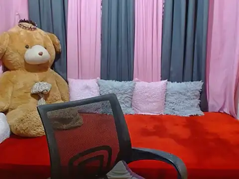 xxSexyBitch69xx online show from October 24, 10:22 am