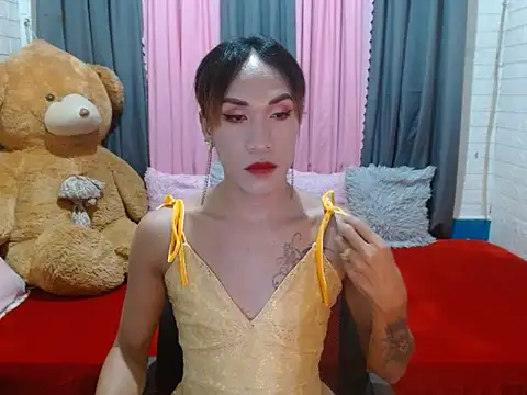 Snapshot of xxSexyBitch69xx chatting on April 18, 10:08 am xxSexyBitch69xx online show from April 18, 10:08 am