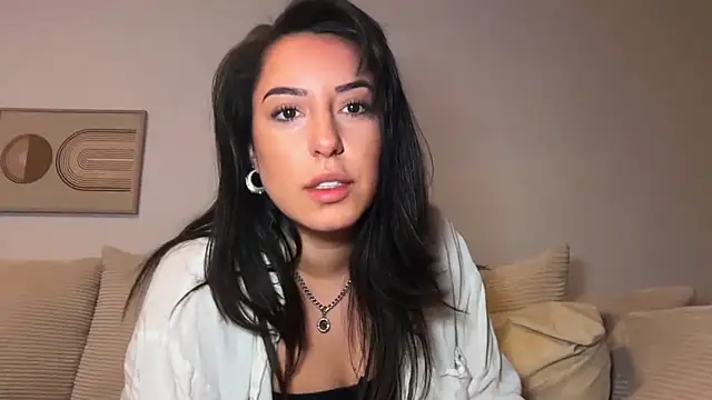 Snapshot of SissiVienna chatting on March 18, 8:45 pm SissiVienna online show from March 18, 8:45 pm