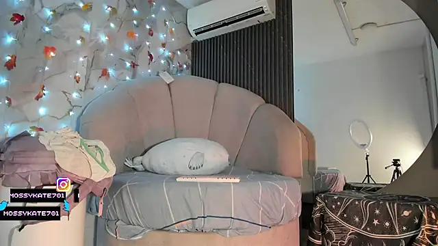 Katemoss70 online show from November 13, 12:37 pm