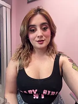 Snapshot of Sam_Thompsoon_ chatting on January 7, 6:35 pm Sam Thompsoon online show from January 7, 6:35 pm