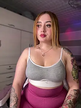 Snapshot of Sam_Thompsoon_ chatting on October 9, 2:20 am Sam Thompsoon online show from October 9, 2:20 am