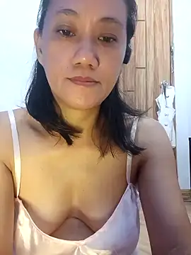 Snapshot of Mydarling09 chatting on January 26, 1:20 am Mydarling09 online show from January 26, 1:20 am