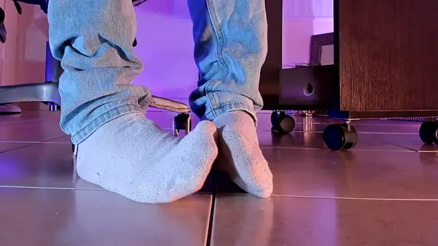 ArchieCollins online show from October 8, 9:23 pm