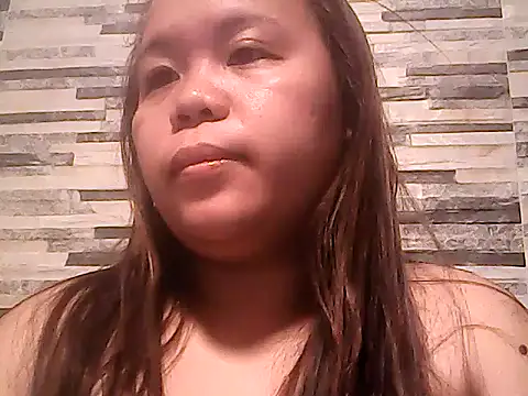 Snapshot of hotcastlexxx chatting on December 9, 11:34 pm hotcastlexxx online show from December 9, 11:34 pm