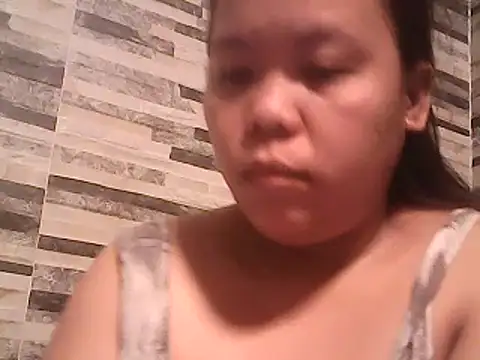 Snapshot of hotcastlexxx chatting on December 12, 10:09 pm hotcastlexxx online show from December 12, 10:09 pm