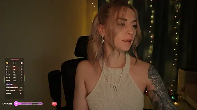 Snapshot of AskAlexa chatting on January 8, 2:25 am AskAlexa online show from January 8, 2:25 am