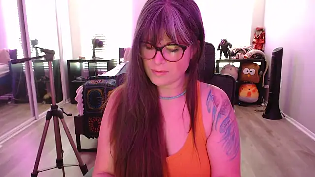Snapshot of TheLenaAdams chatting on September 9, 3:55 pm TheLenaAdams online show from September 9, 3:55 pm