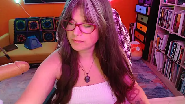 TheLenaAdams online show from November 19, 5:35 pm