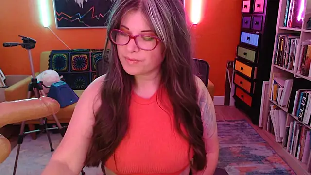 TheLenaAdams online show from December 1, 9:20 pm