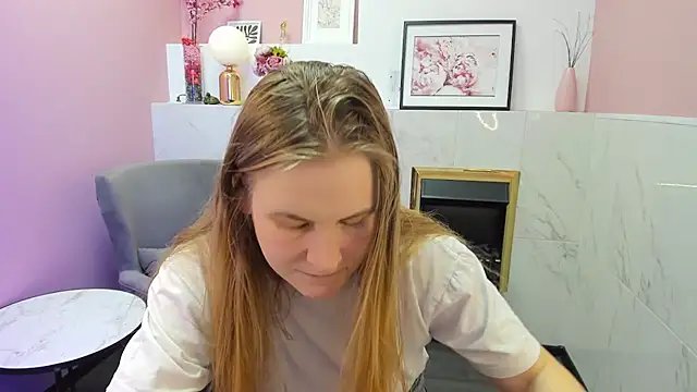 Snapshot of JadeSoft chatting on March 15, 9:16 pm JadeSoft online show from March 15, 9:16 pm