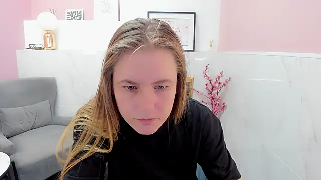 Snapshot of JadeSoft chatting on October 20, 1:44 pm JadeSoft online show from October 20, 1:44 pm