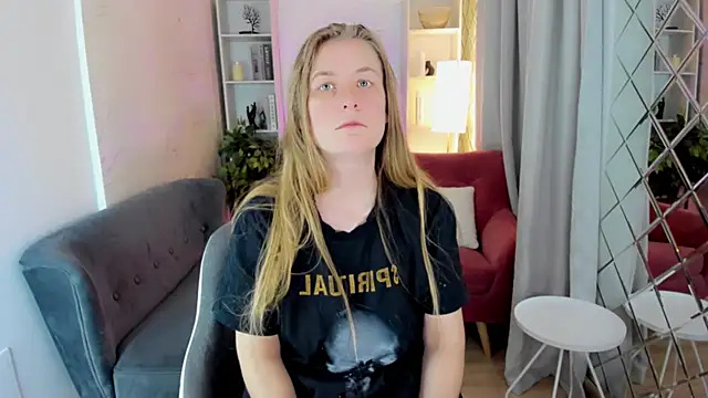 Snapshot of JadeSoft chatting on October 26, 2:23 pm JadeSoft online show from October 26, 2:23 pm