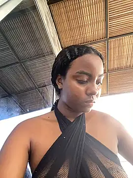 Snapshot of nisaa_ chatting on December 29, 3:46 pm nisaa online show from December 29, 3:46 pm