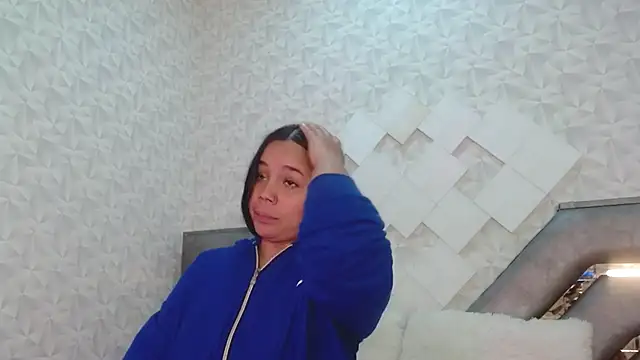 EmilyQueen3x online show from September 23, 2:09 pm