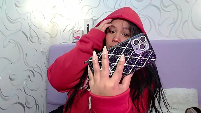 EmilyQueen3x online show from October 10, 1:32 pm