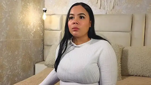 EmilyQueen3x online show from May 16, 1:54 pm