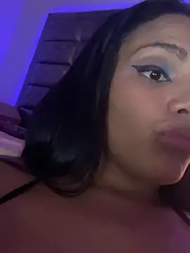 ArielleMillerr online show from December 13, 9:30 pm