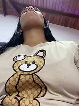 ArielleMillerr online show from January 5, 11:44 pm