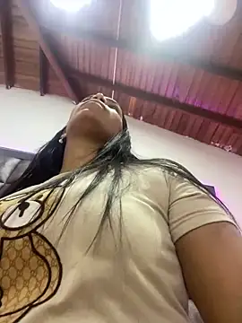 ArielleMillerr online show from January 13, 5:02 pm
